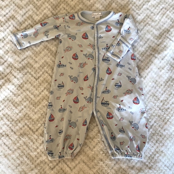Newborn onesie with snaps - Picture 1 of 7